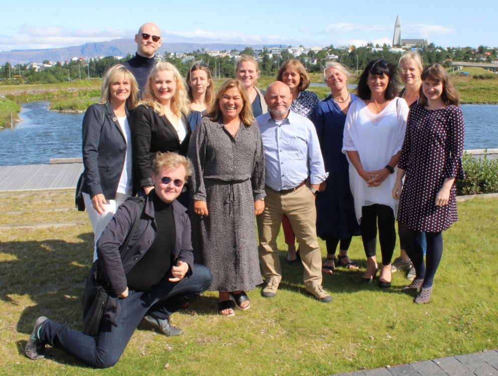 Á myndinni eru aðstandendur Snjallræðis og nokkrir þátttakendur frá síðasta vetri.